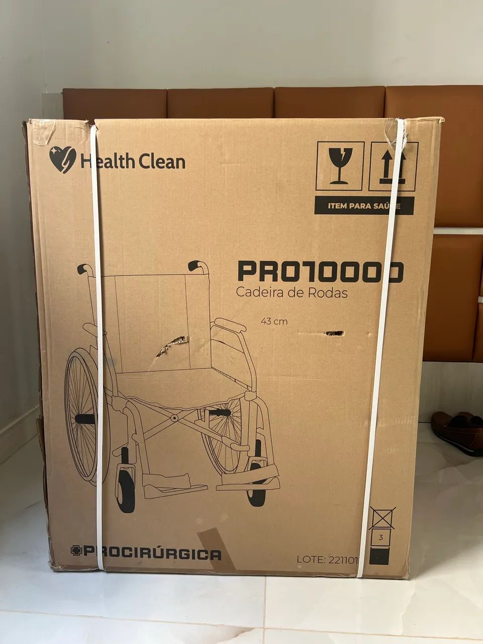 Cadeira de Rodas PRO 1000 - NOVA, na Caixa!
