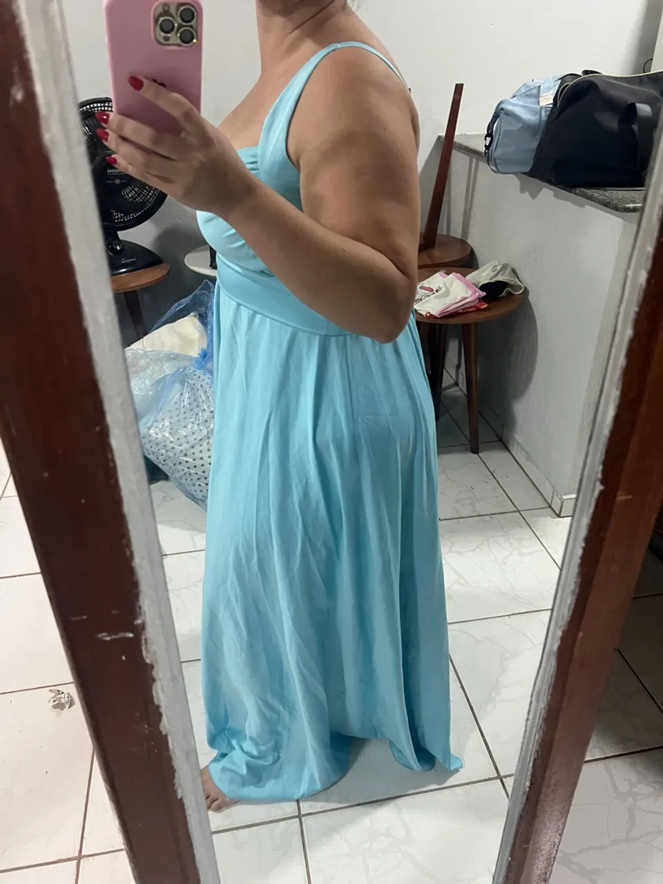 Vestido longo azul claro gestante