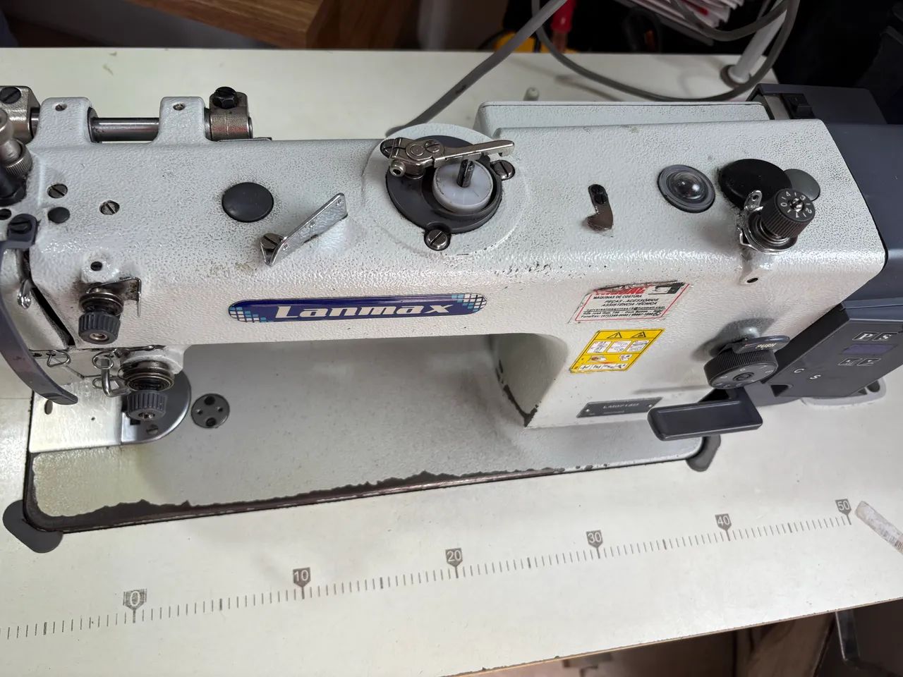 Máquina de costura lanmax trans.triplo 