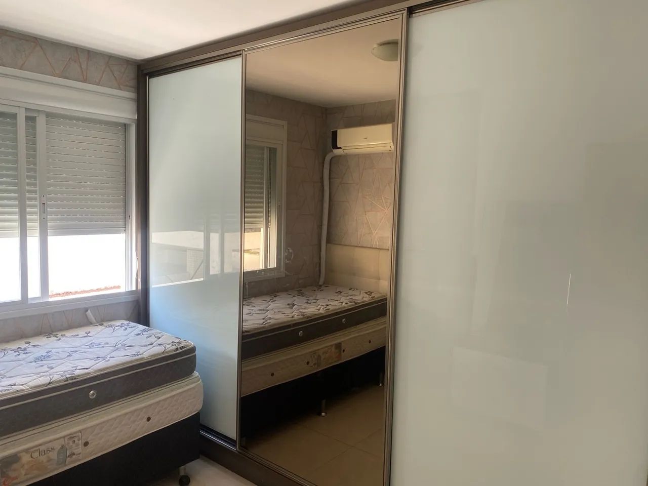 Lindo armario de quarto 3 ptas