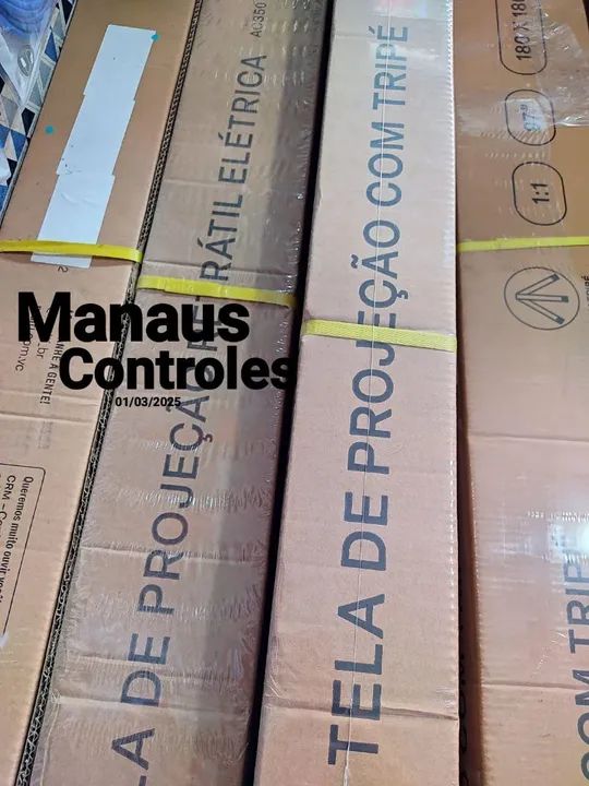 Tela de Projeção com Tripé 180x180cm