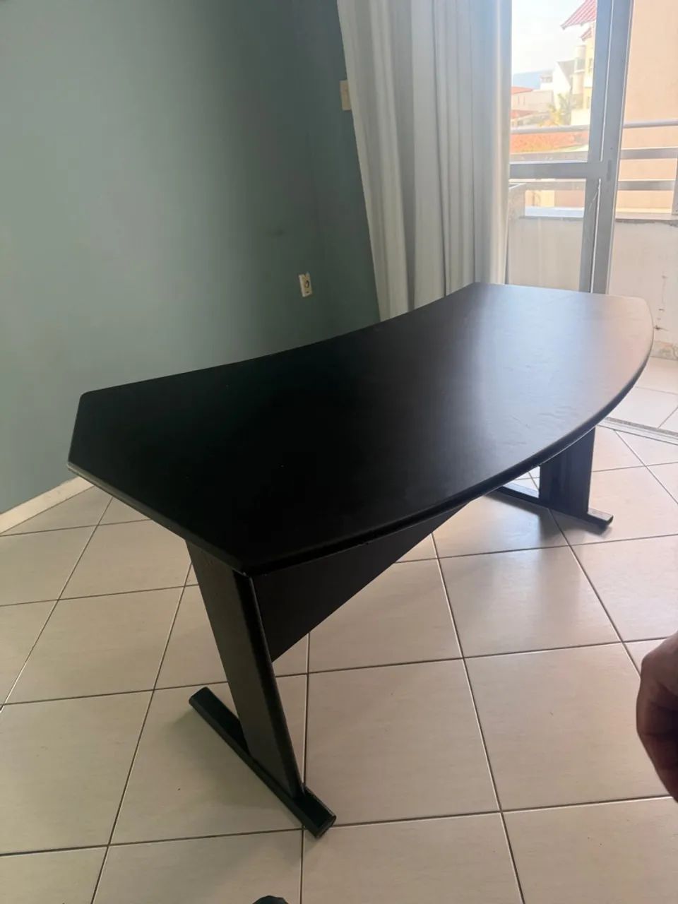 Black Desk64168518354433120