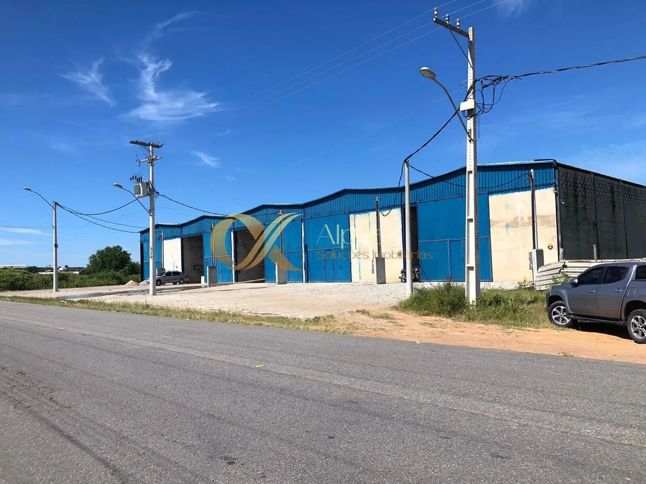 2 Galpões geminados, inacabados, de 1.000m² cada em Cabo Frio - RJ