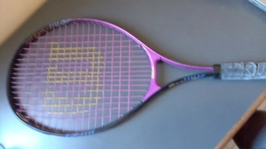 Raquete de tênis wilson