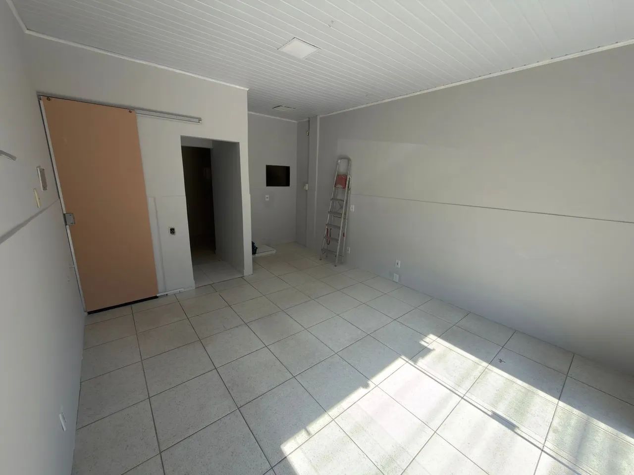 Linda loja em Itapuã  - Foto 4