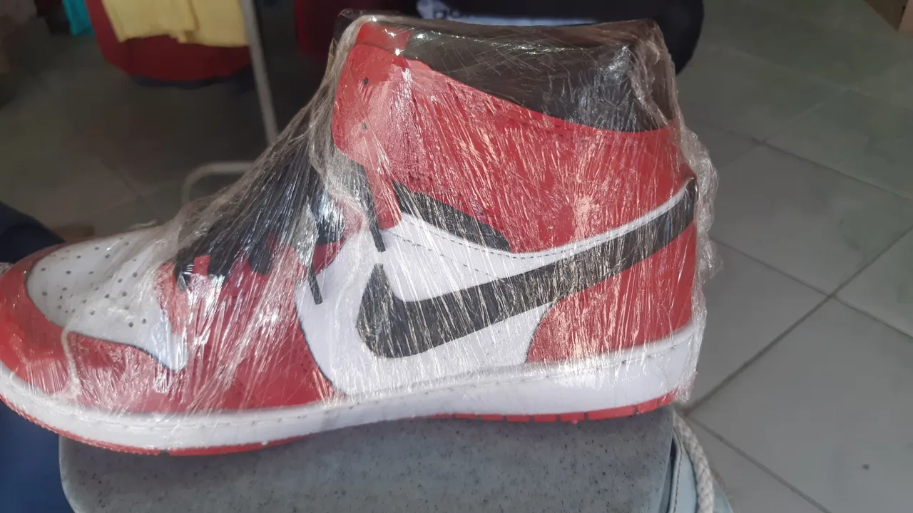 Air Jordan 1 Red - Novo só 40 até 42