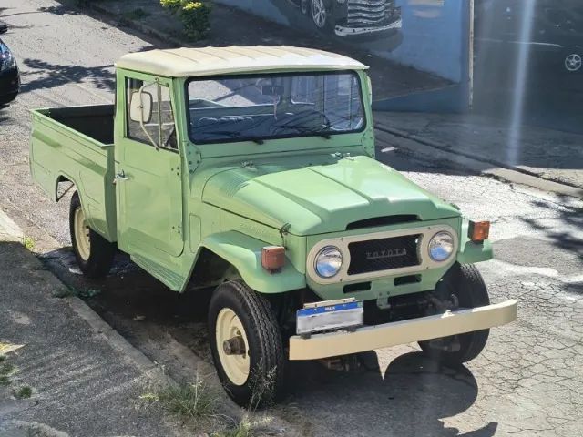 Toyota Band.Picape Chassi Longo Diesel 1981
