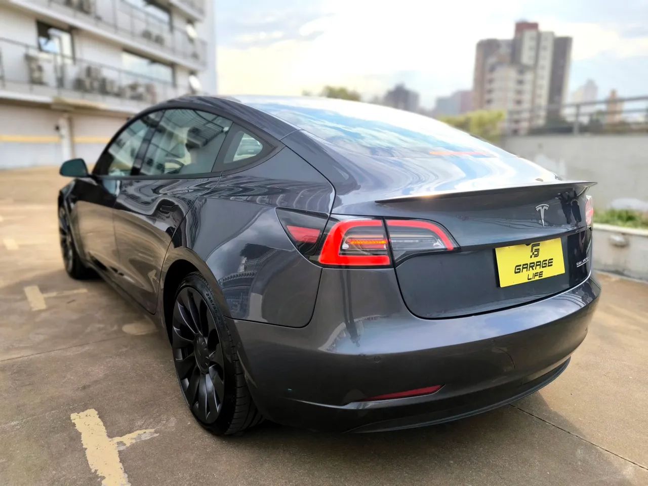 Tesla Model 3 Elétrico AWD Performance, foto 17 de 20