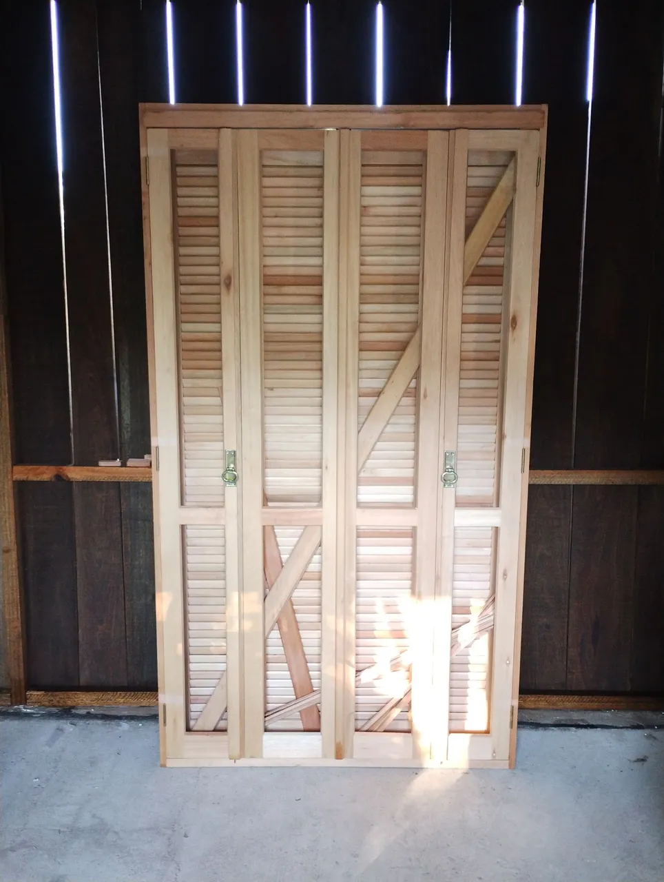Porta Janela de Eucalipto Nova