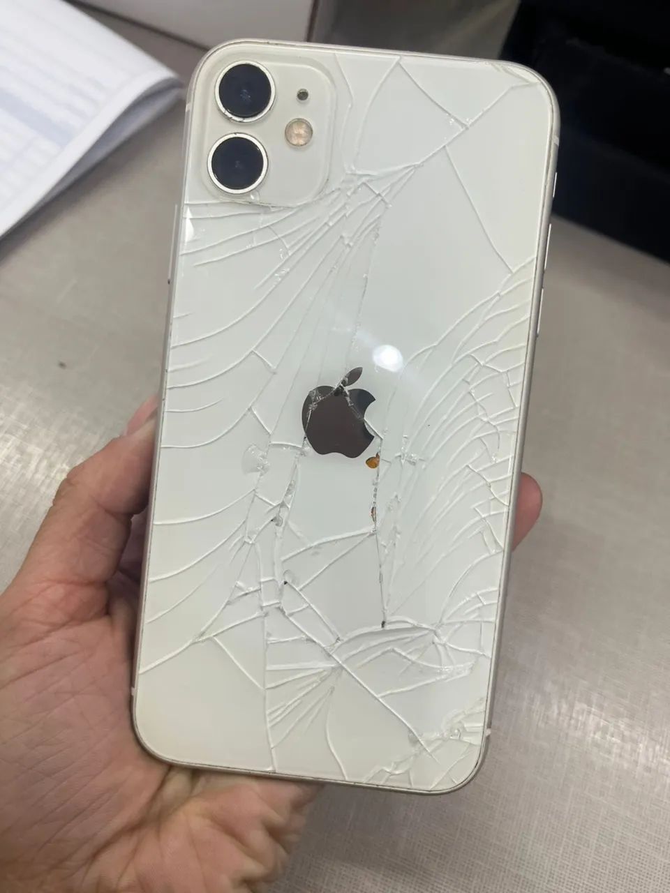 IPHONE 11 64 gb (quero que saia logo)