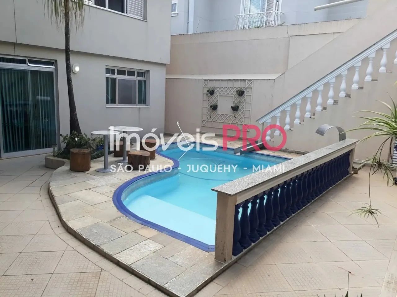 380m² com Edicula e 6 vagas