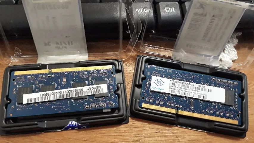 Pentes de Memória DDR3 - 2GB Notebook