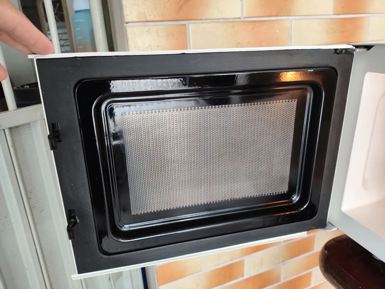 Microondas Electrolux,17 lts,110 volts, entrego e dou garantia  - Foto 5