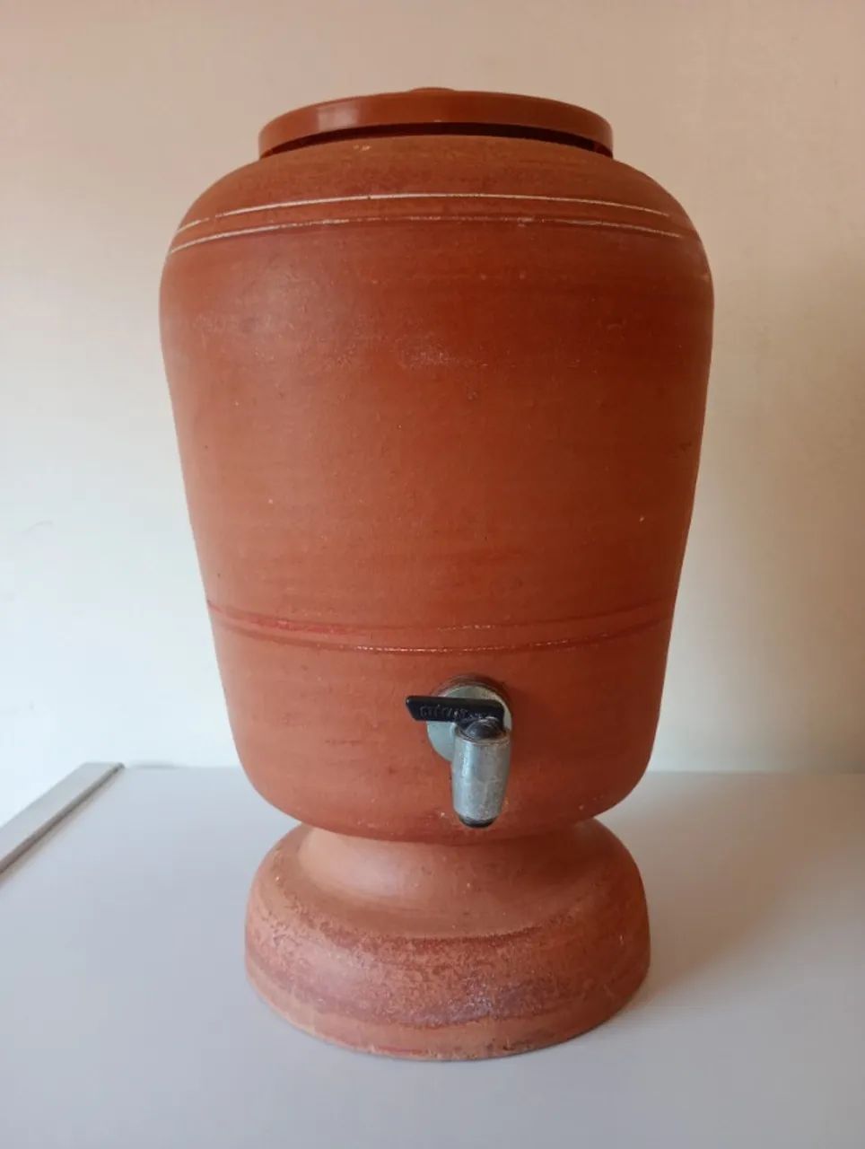 Vasilhame moringa de cerâmica para servir água (troco por ventilador)
