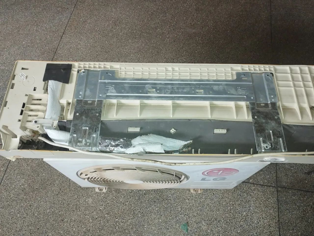 Ar condicionado 12.000 Btus 480,00 - Foto 3