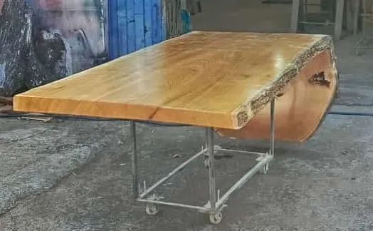 Mesa feita com madeira nobre  - Foto 2