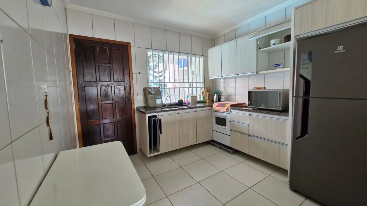 Vendo casa com piscina em Guaratuba Balneário Eliana  - Foto 5