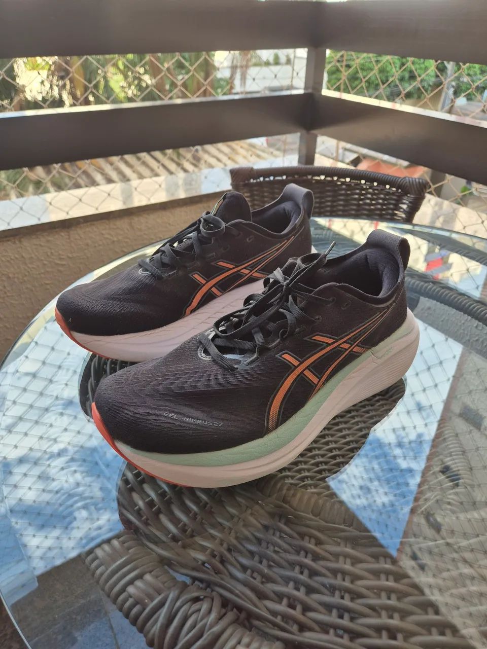 Tênis Corrida Nimbus Preto Tênis Asics Gel-Nimbus 27 Luxe Feminino