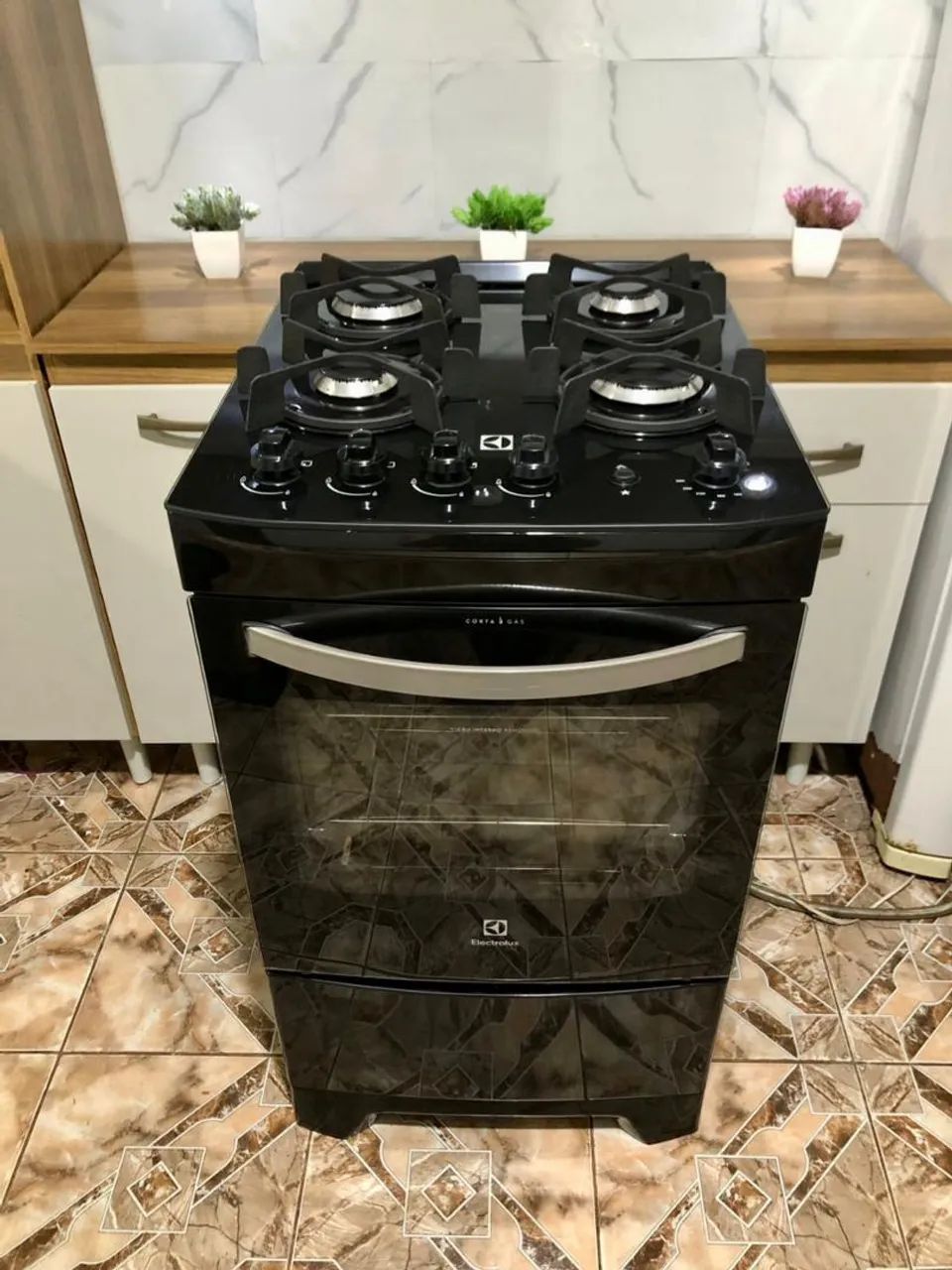 VENDO FOGÃO MODELO ELECTROLUX MESA DE VIDRO 04 BOCAS 