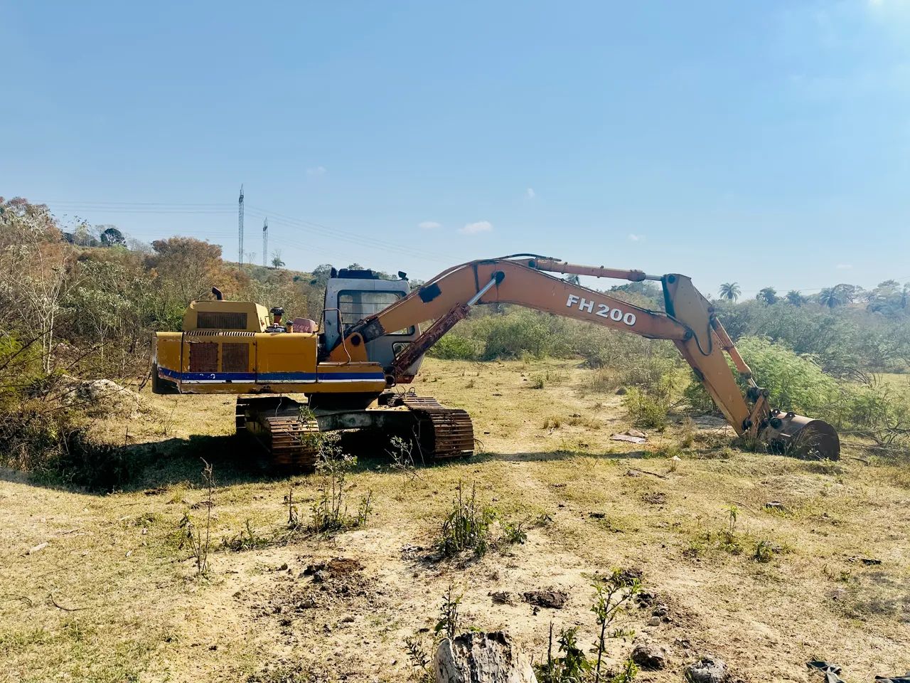 Escavadeira FH200 Fiatallis