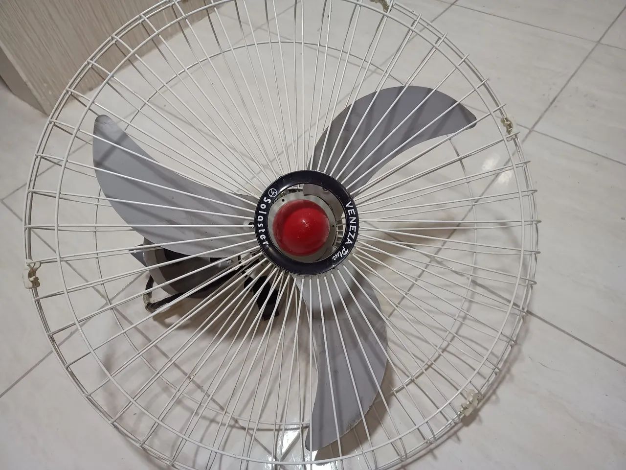 Ventilador de Parede 70cm só 399 - Foto 5