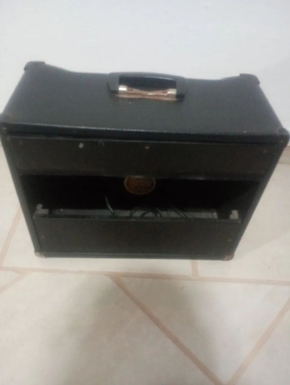 Caixa para guitarra com distorção  - Foto 4