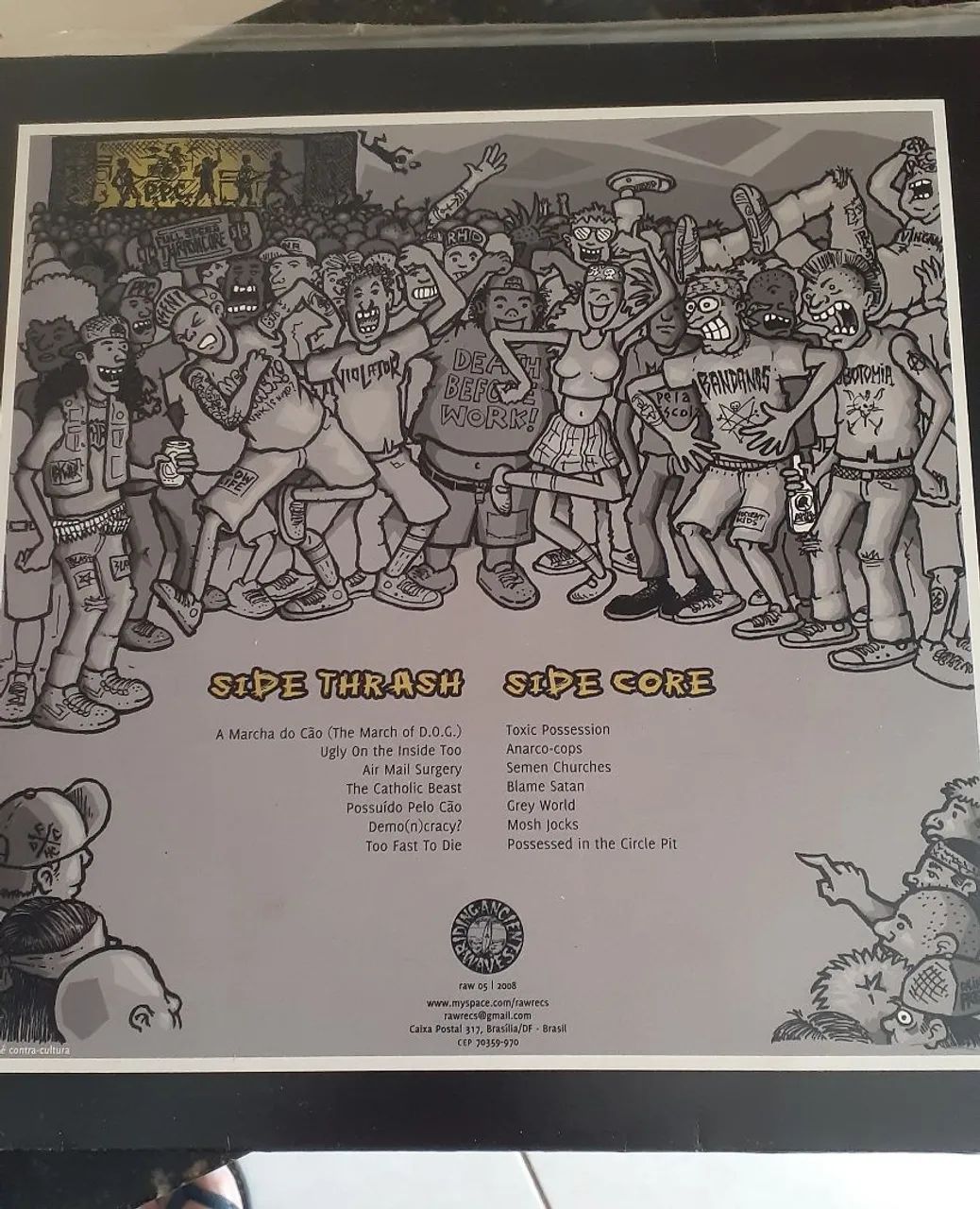 Disco de Vinil - Possuído Pelo Cão - Possessed in the Circle Pit - Foto 2