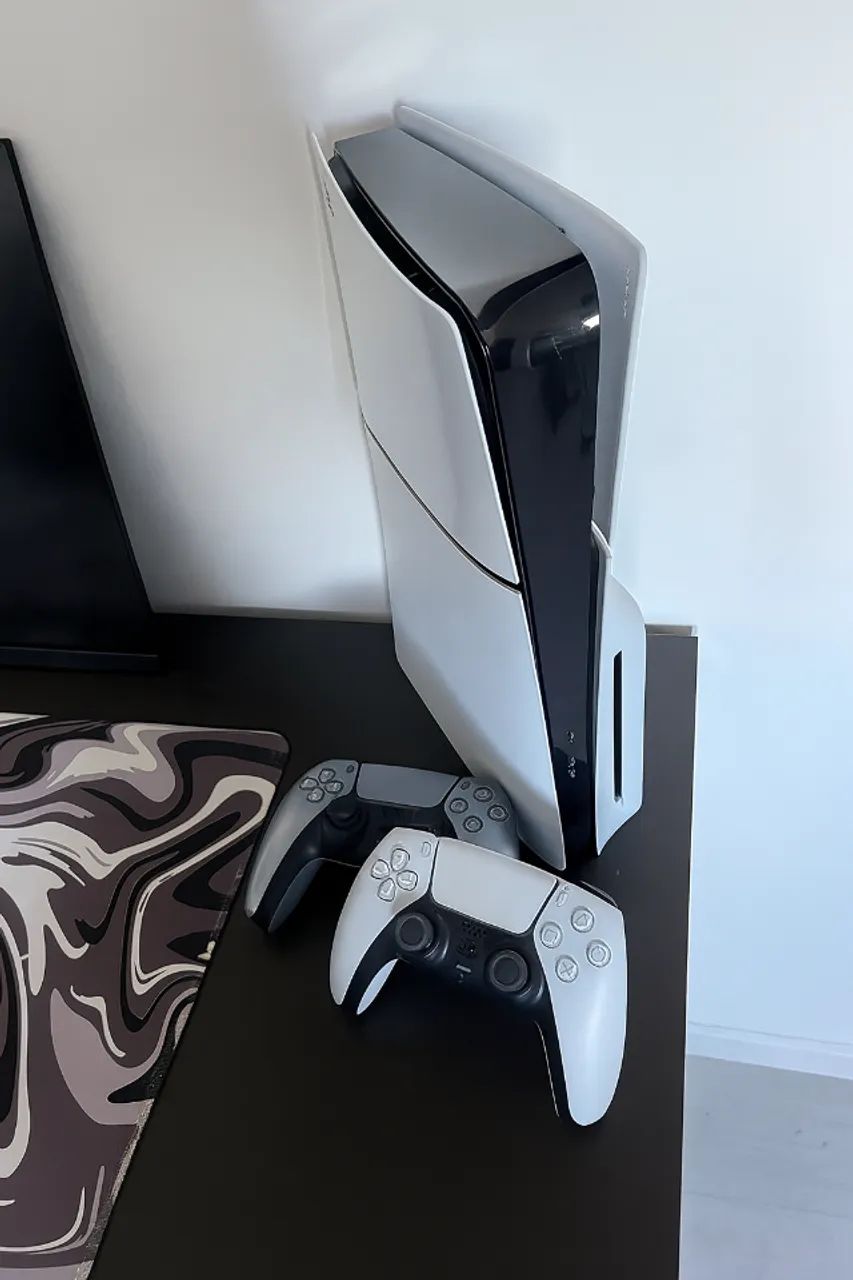 PlayStation 5 Slim - Midia Fisica (PS5)