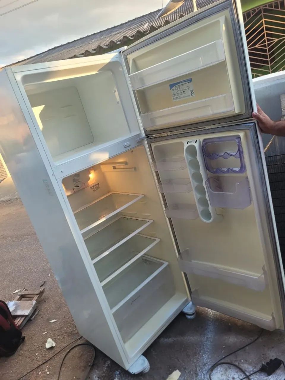 Geladeira Frost Free - Electrolux - Foto 2