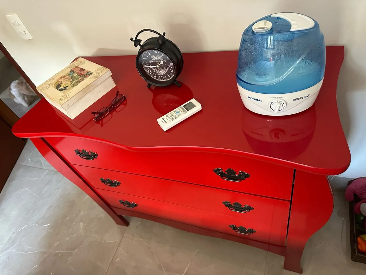 Cômoda Vintage Vermelha 3 Gavetas 1,15x0,50