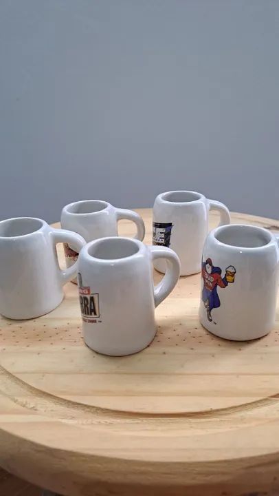 Miniaturas de Canecas de Chopp Chilenas em Cerâmica - 5 unidades para coleção - Foto 3