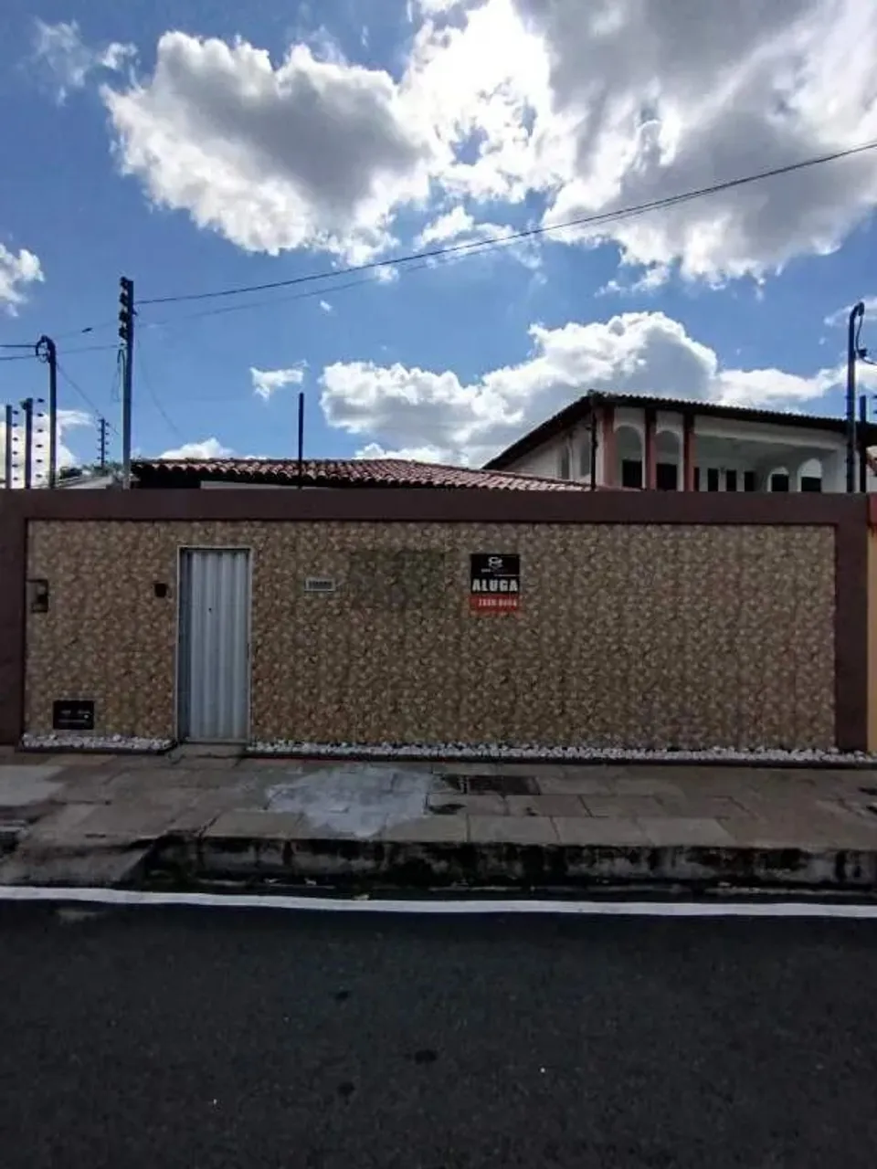 CASA COMERCIAL NO HORTO