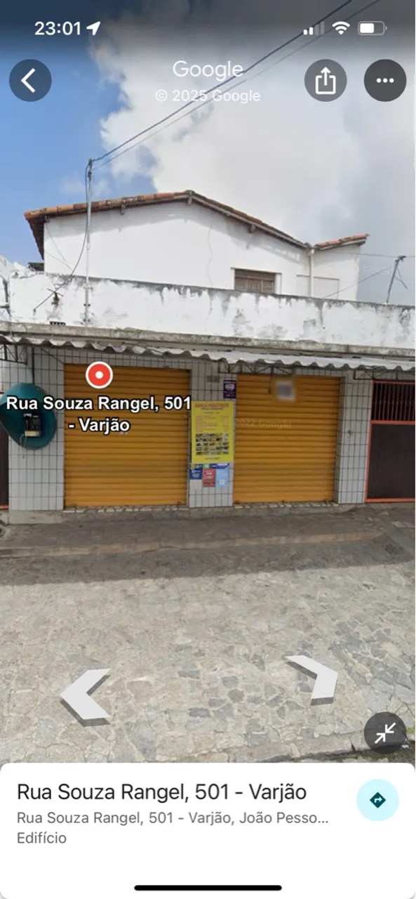 Casa +ponto comercial na principal do Rangel