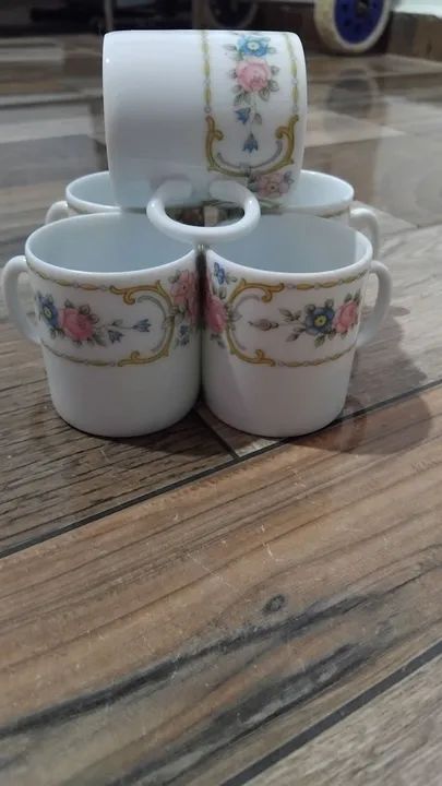 5 xicaras porcelana Rener  - Foto 4