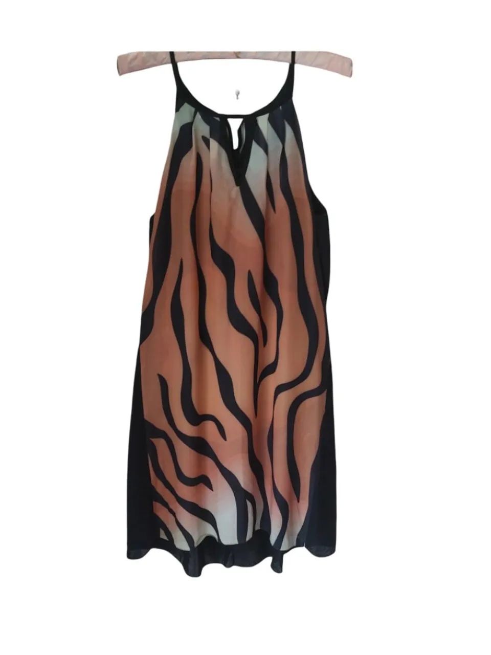 Vestido solto estampa TIGRE