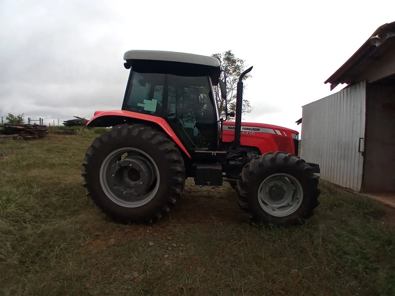 Trator Massey Ferguson 4410 - Foto 2