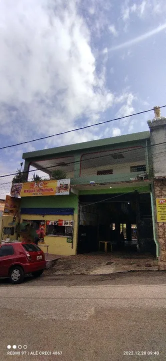 //Casa na Compensa com ponto comercial e apartamentos