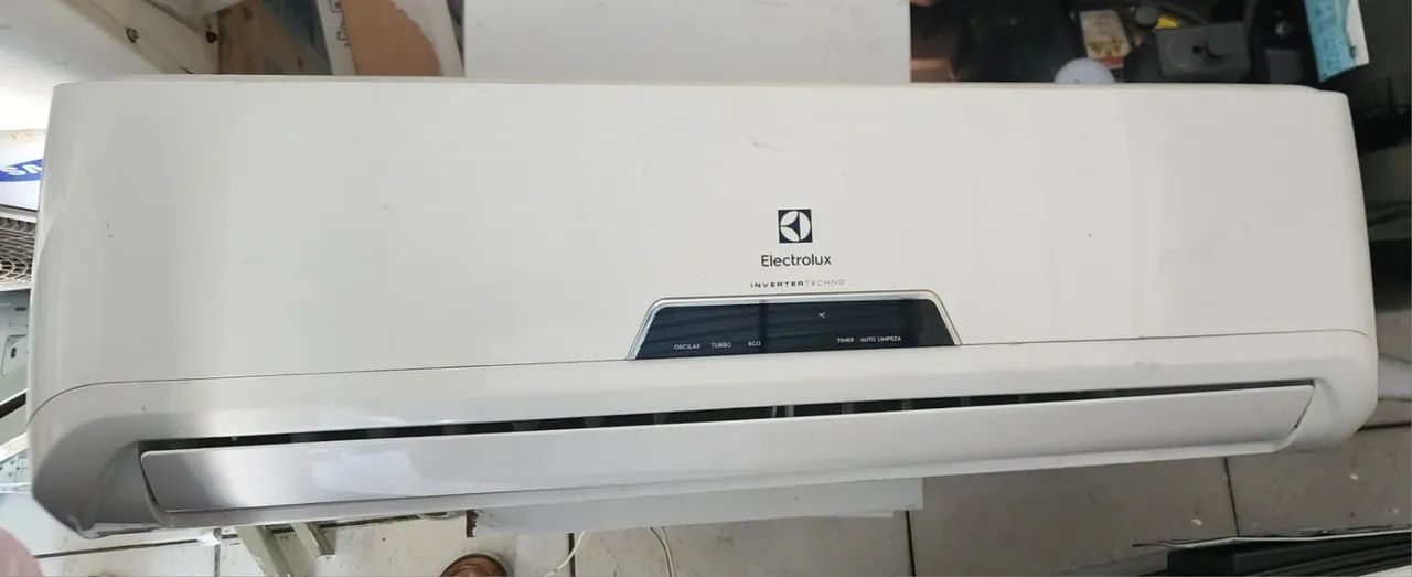 Ar-condicionado Split Electrolux 12.000 BTUS - 220V