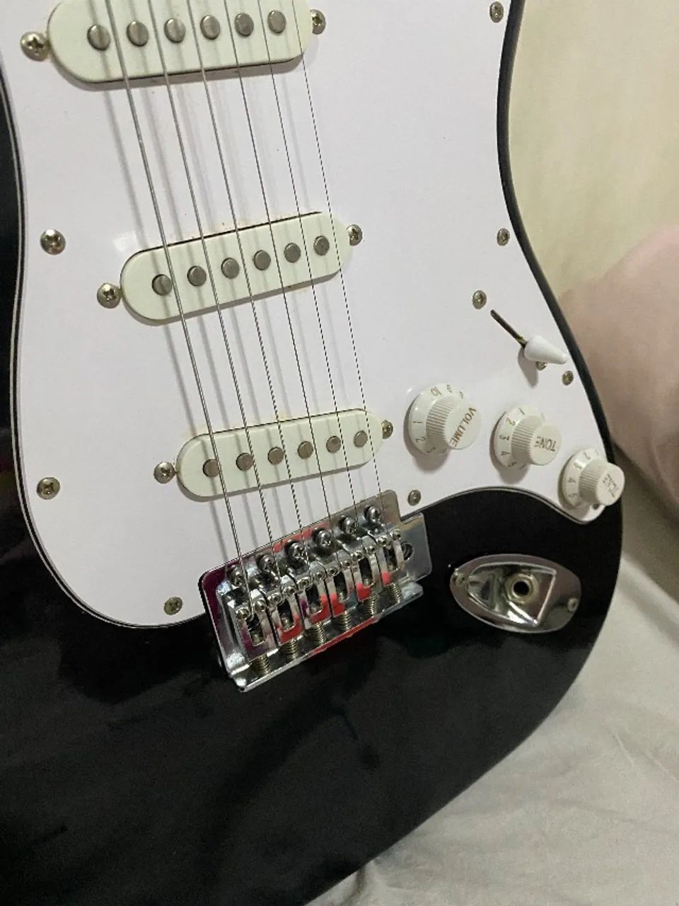 Guitarra Elétrica Stratocaster Queen?s - Foto 6