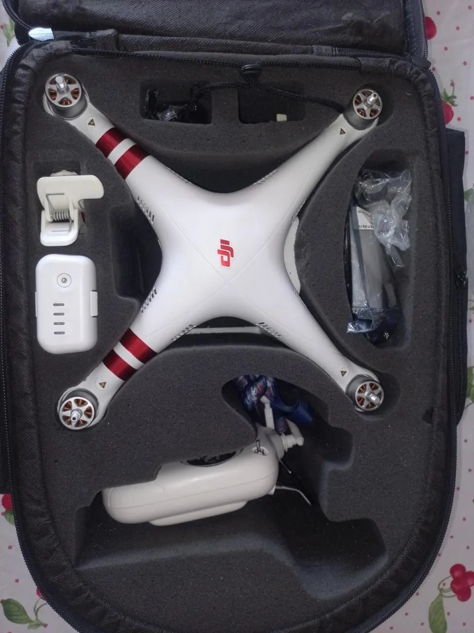 DRONE DJI PHANTOM 3 STANDARD COM ACESSÓRIOS  - Foto 3