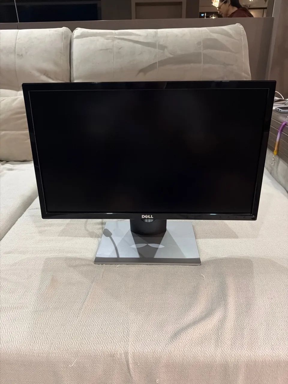 Monitor DELL 24 polegadas. 100%