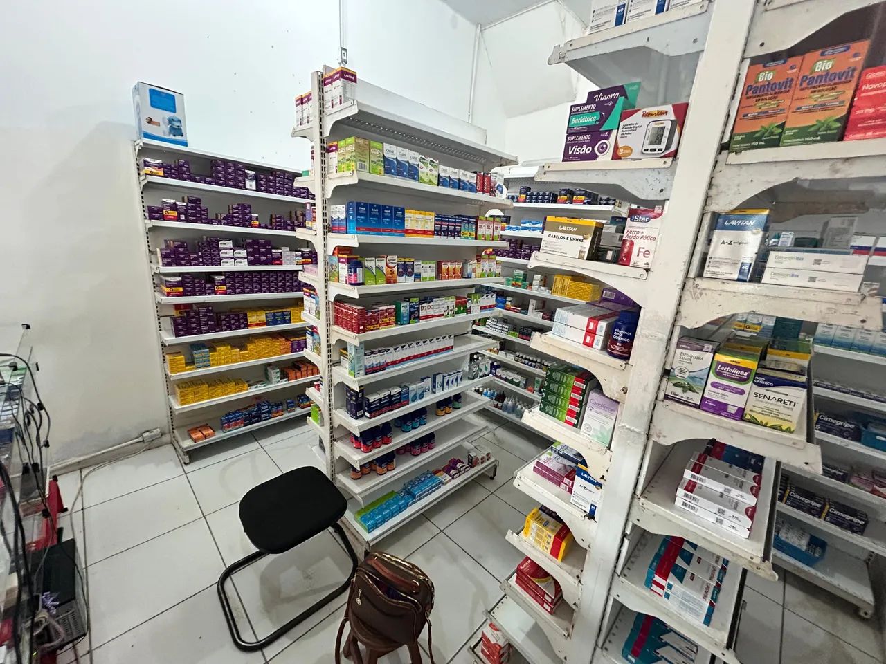 Vendo farmácia completa! - Foto 5