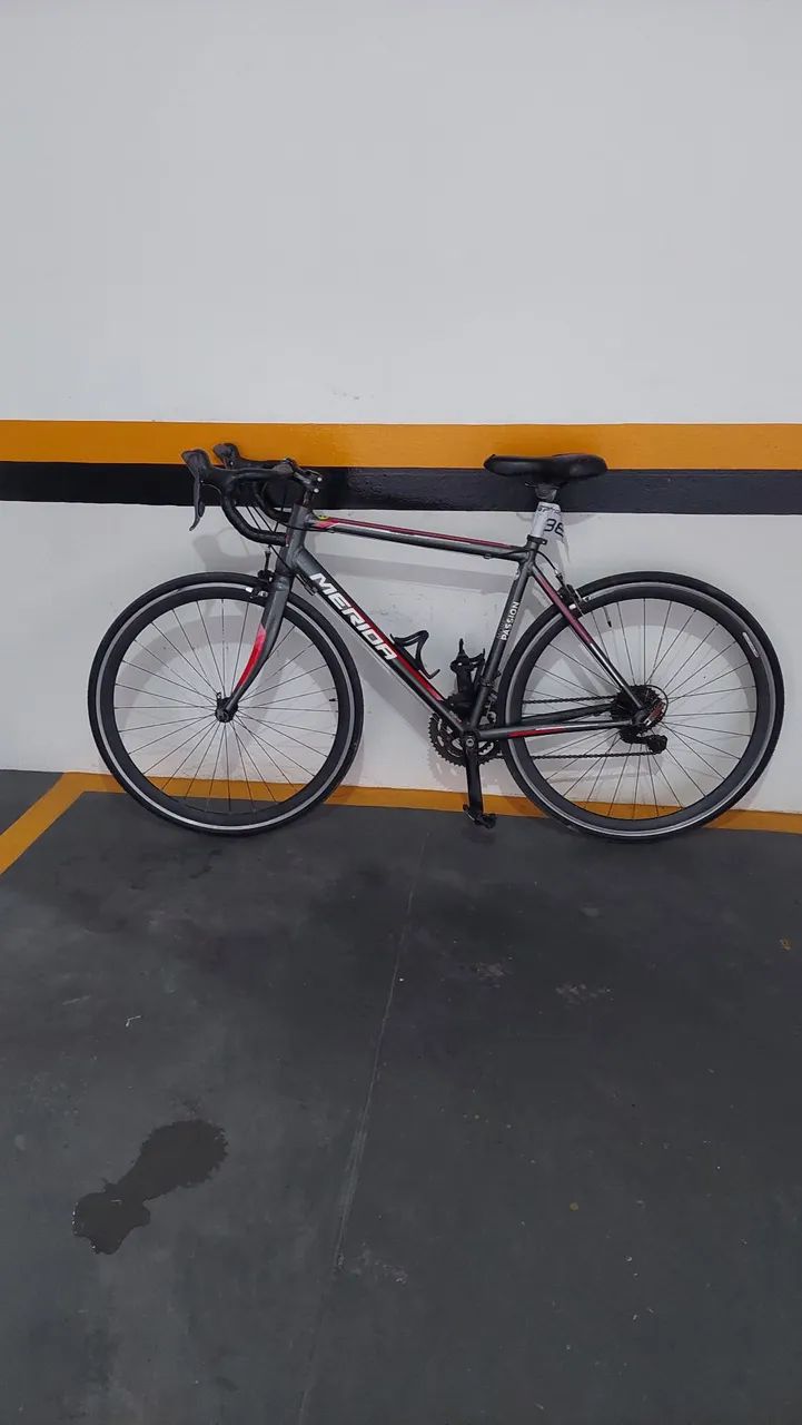 Bicicleta speed Merida R903 para iniciantes
