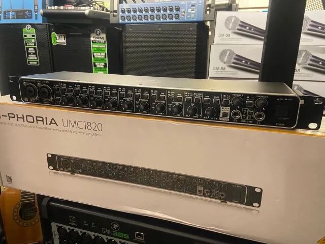 Behringer Interface de Áudio UMC1820