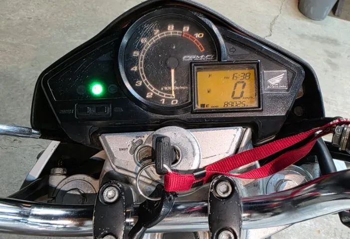 HONDA CB 300 2012 - Foto 4