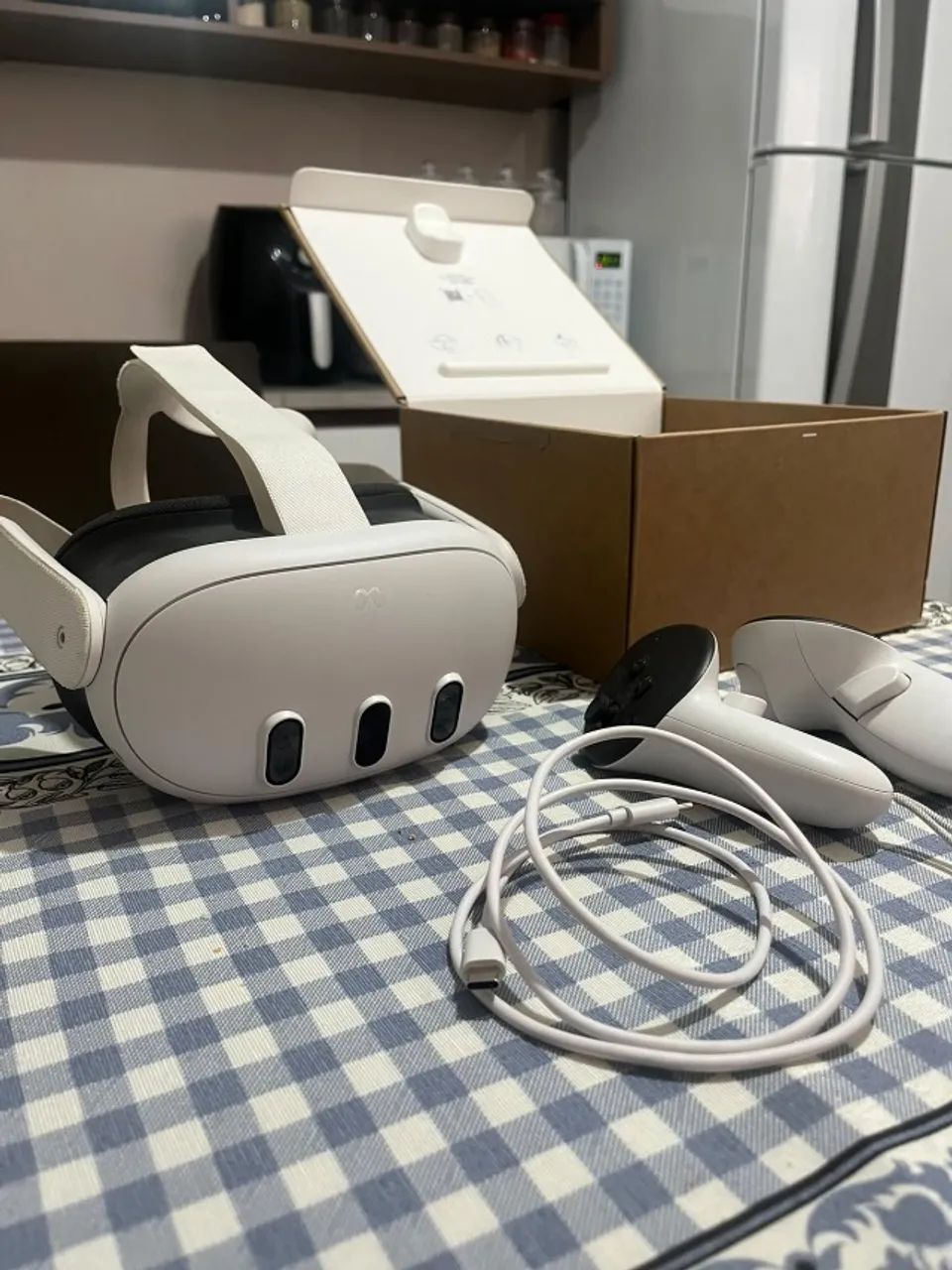 Meta Quest 3 512GB Completo com Acessórios e Caixa - Sem Detalhes