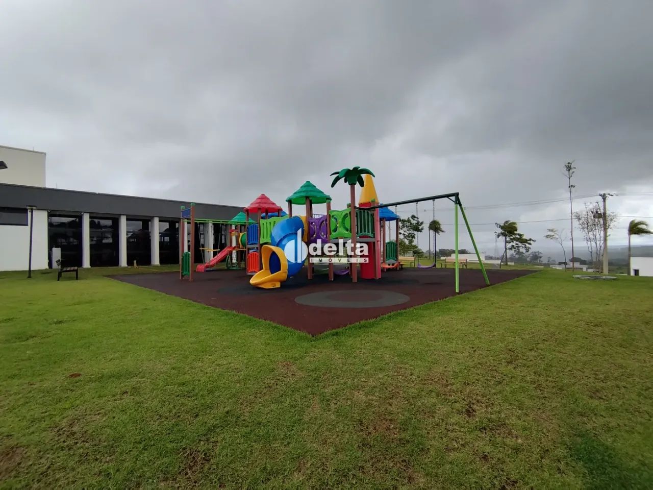 Terreno em condomínio disponível para venda no bairro Granja Marileusa em Uberlândia-MG - Foto 17