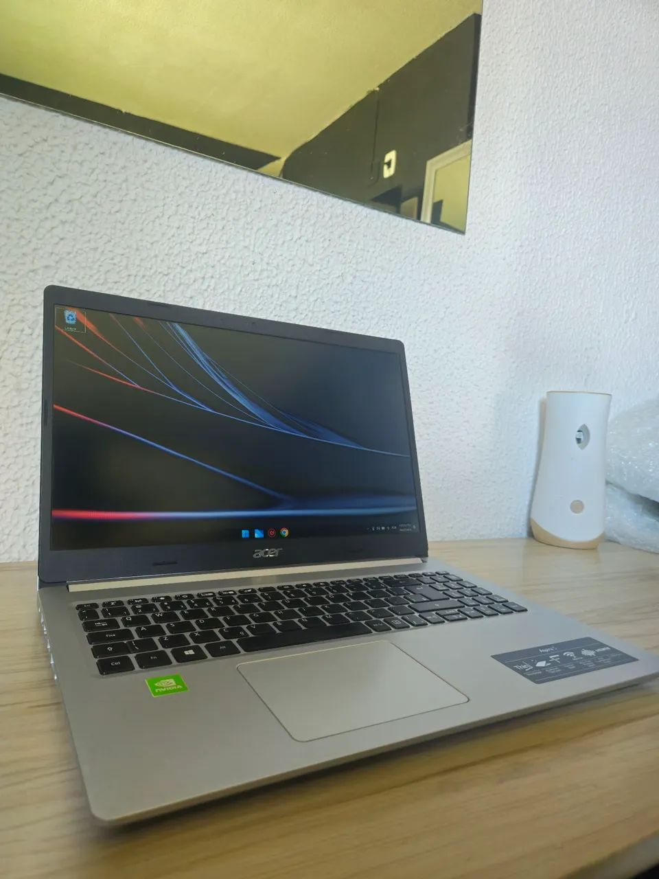 Notebook Gamer Acer com placa de vídeo NVidia e nota fiscal. - Foto 2