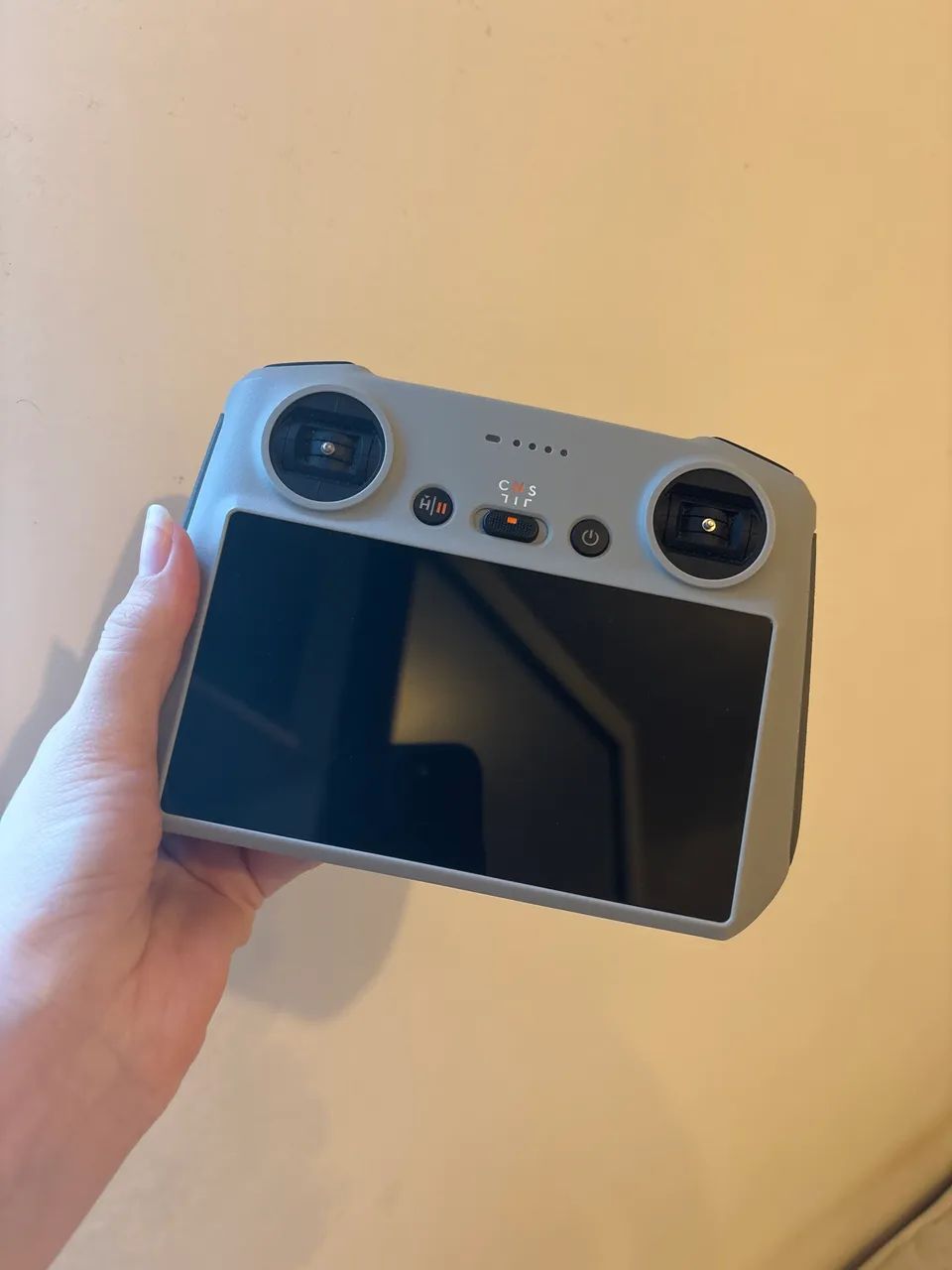 Vendo controle com tela DJI