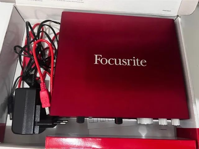 INTERFACE FOCUSRITE SCARLETT 6i6 - 2a GERAÇÃO - Foto 5